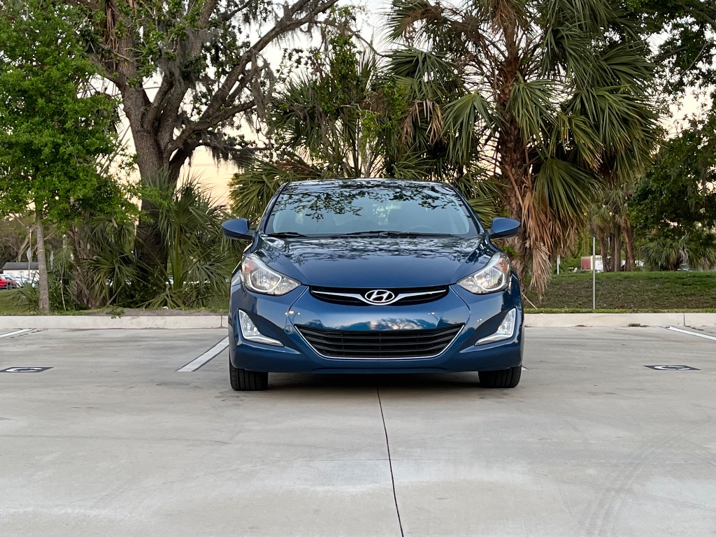 2015 Hyundai Elantra SE photo
