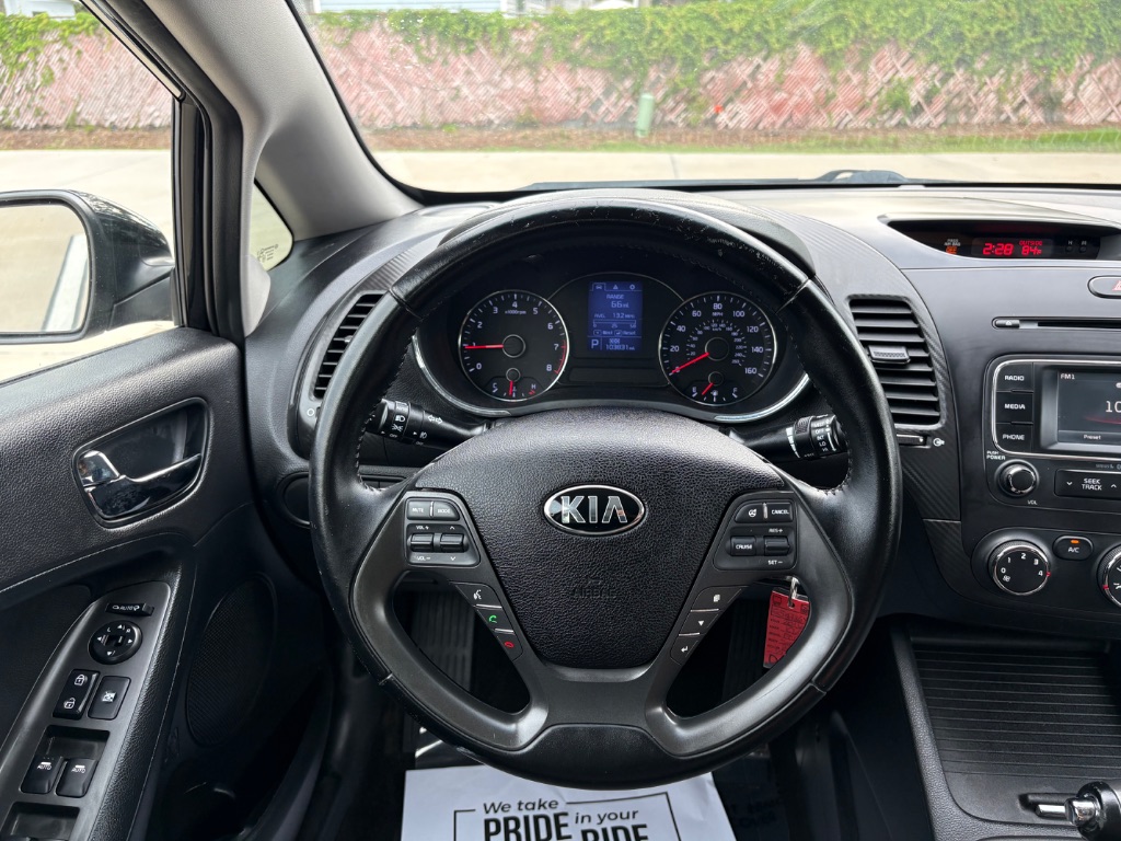 2016 Kia Forte - $7,985