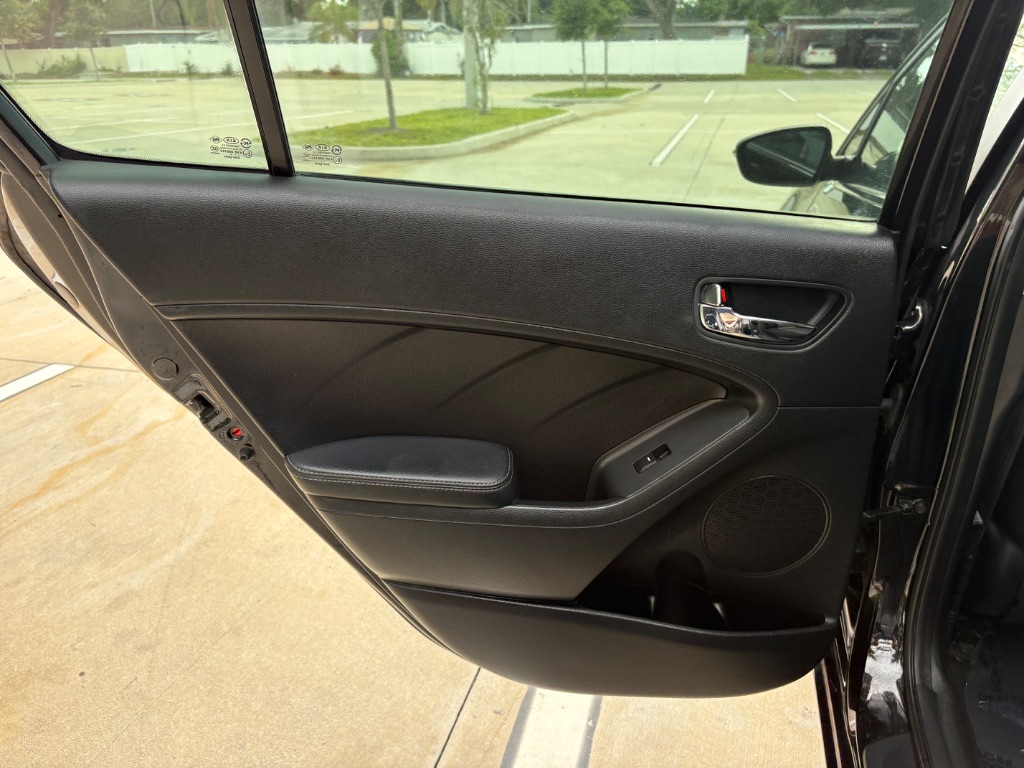 2016 Kia Forte - $7,985