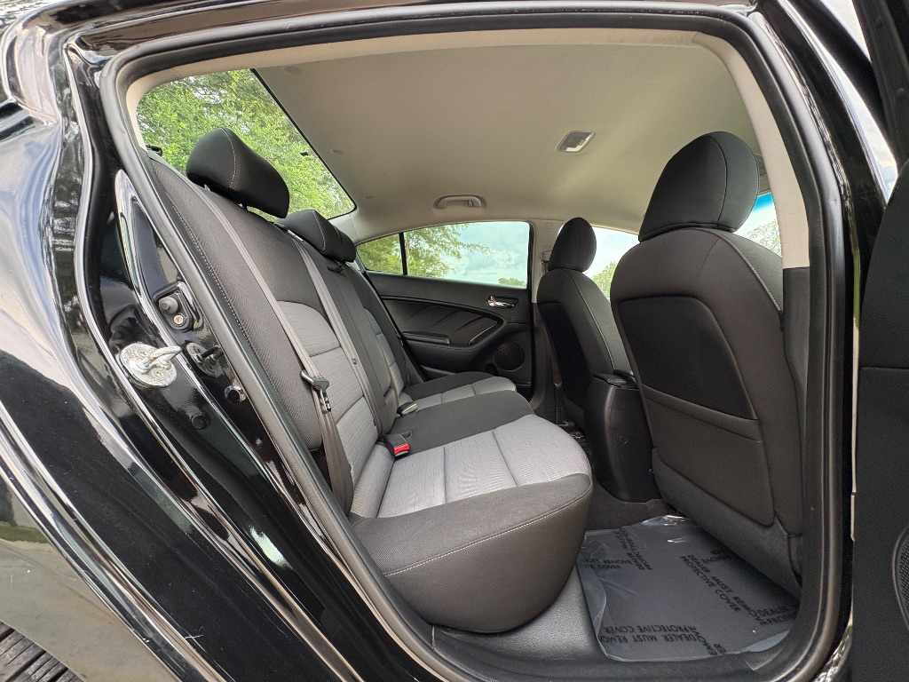 2016 Kia Forte - $7,985