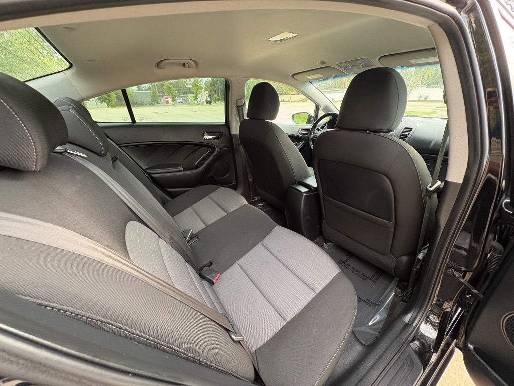 2016 Kia Forte - $7,985