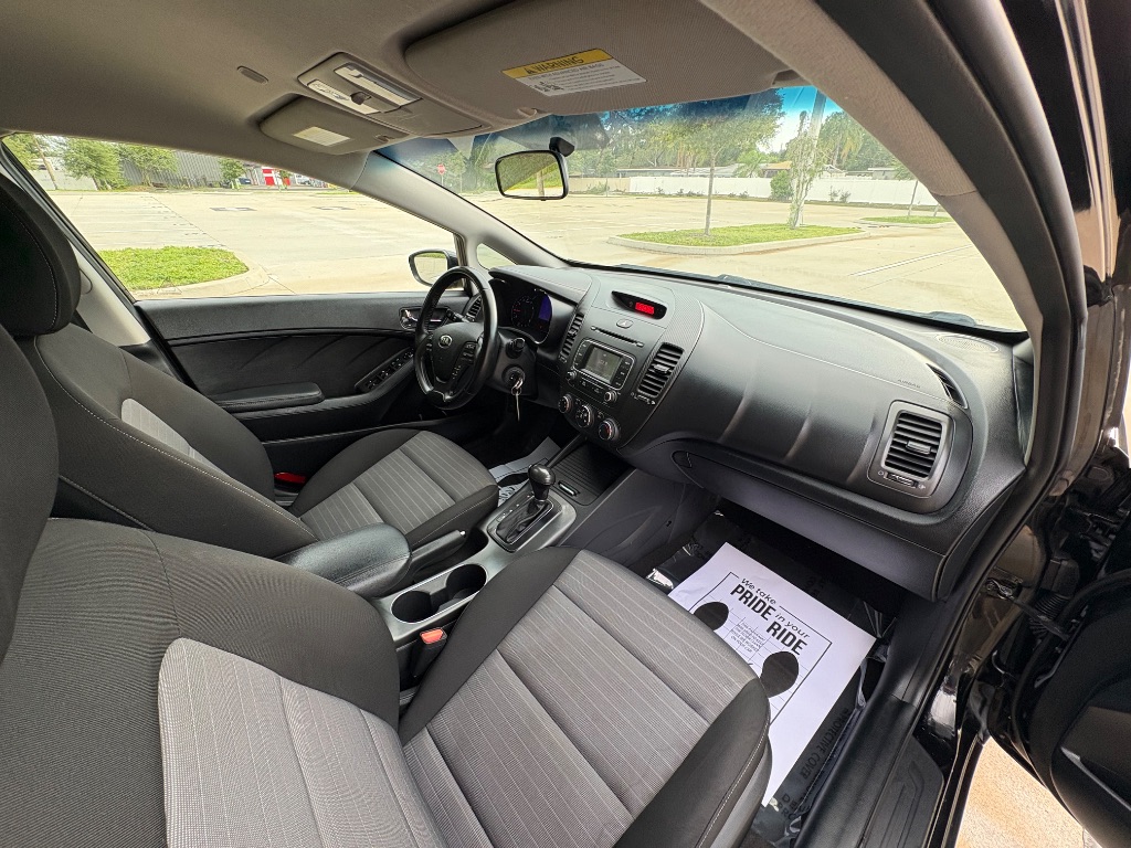 2016 Kia Forte - $7,985