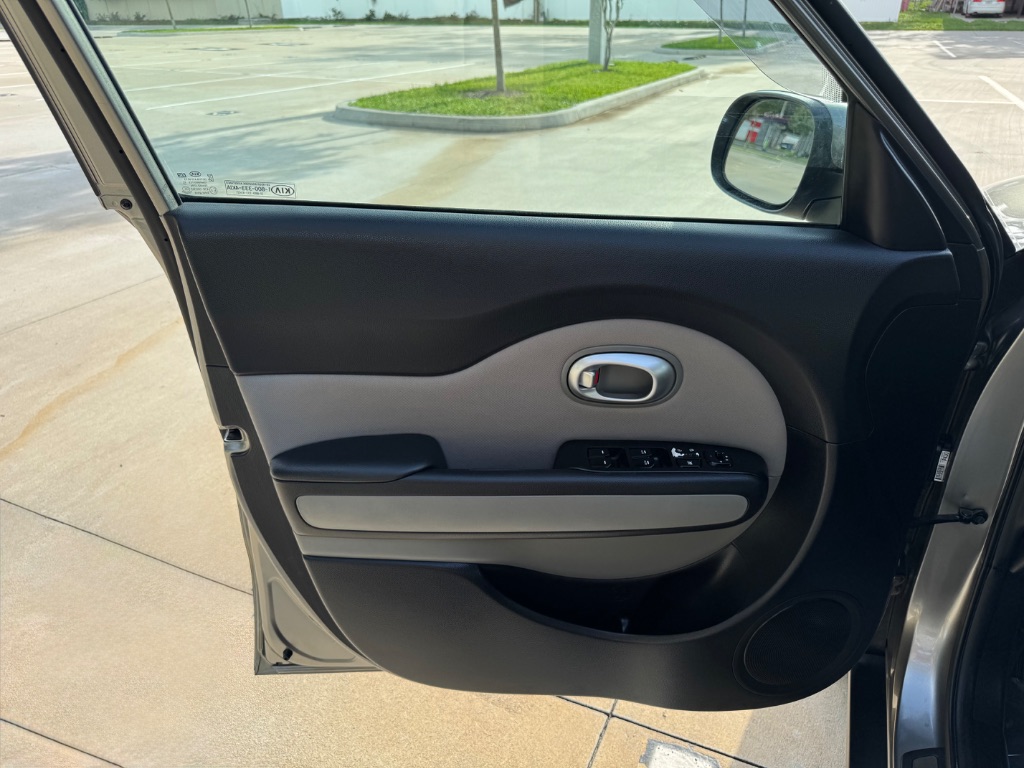 2016 Kia Soul - $8,995