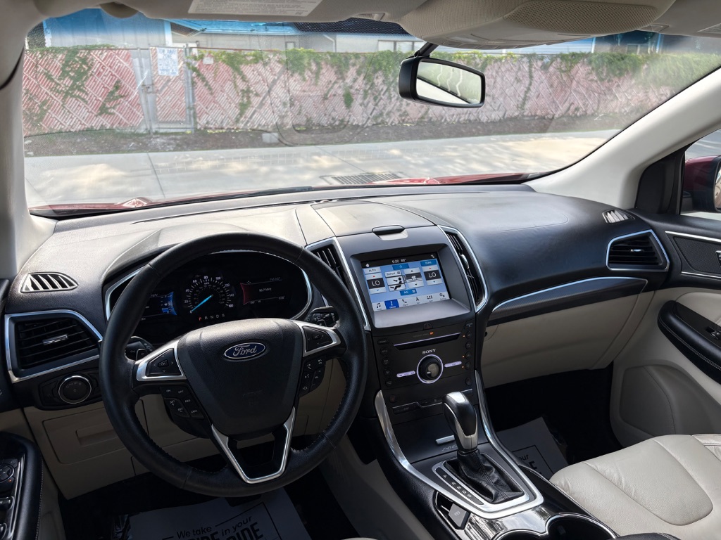 2016 Ford Edge - $10,995