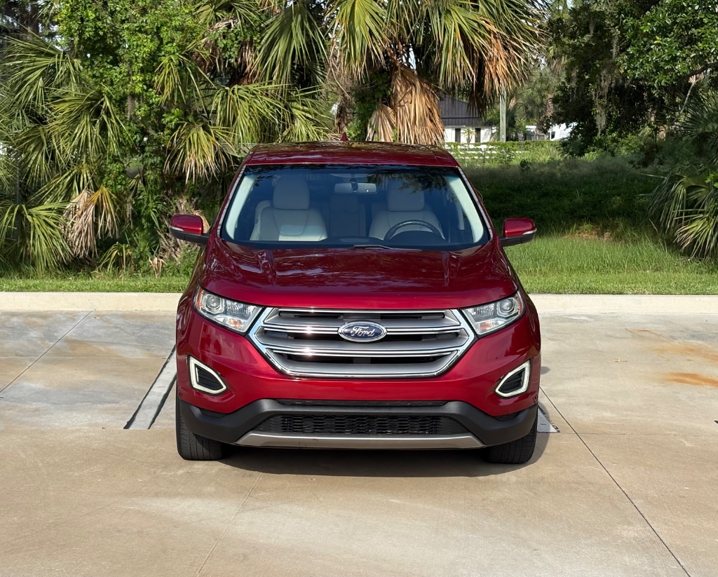 2016 Ford Edge - $10,995