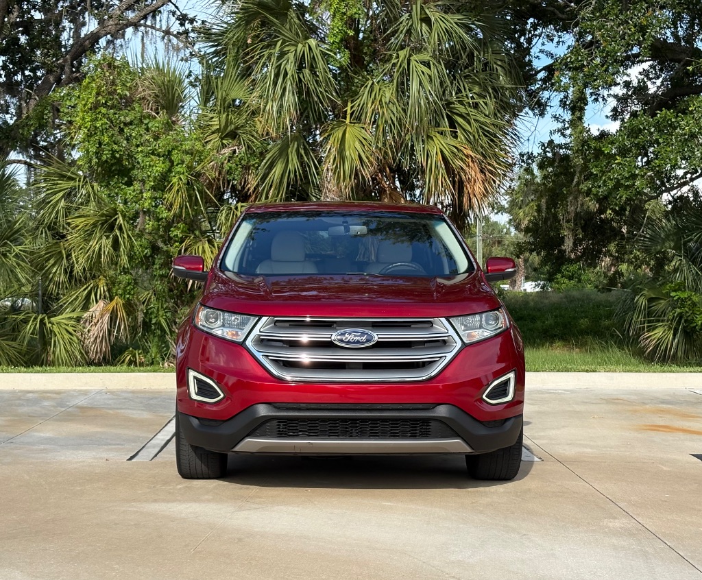 2016 Ford Edge - $10,995