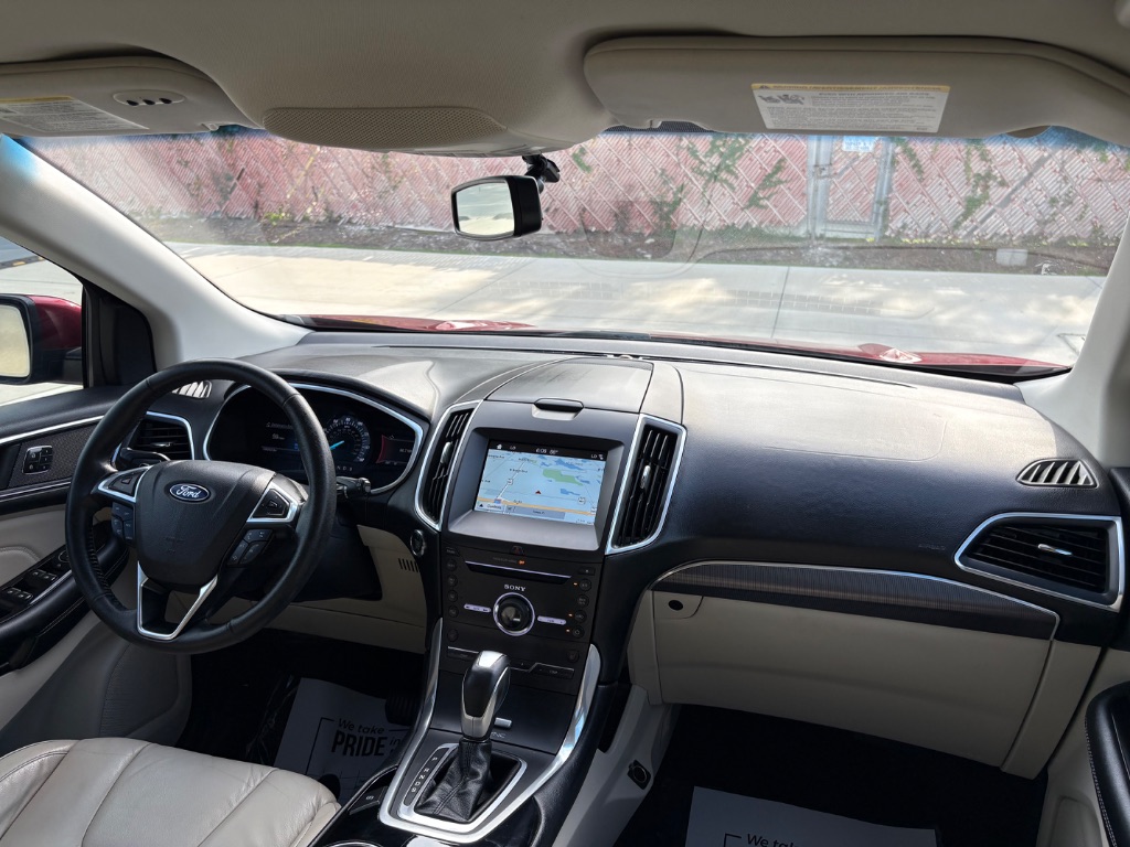 2016 Ford Edge - $10,995
