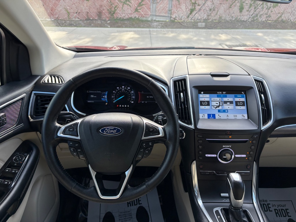 2016 Ford Edge - $10,995