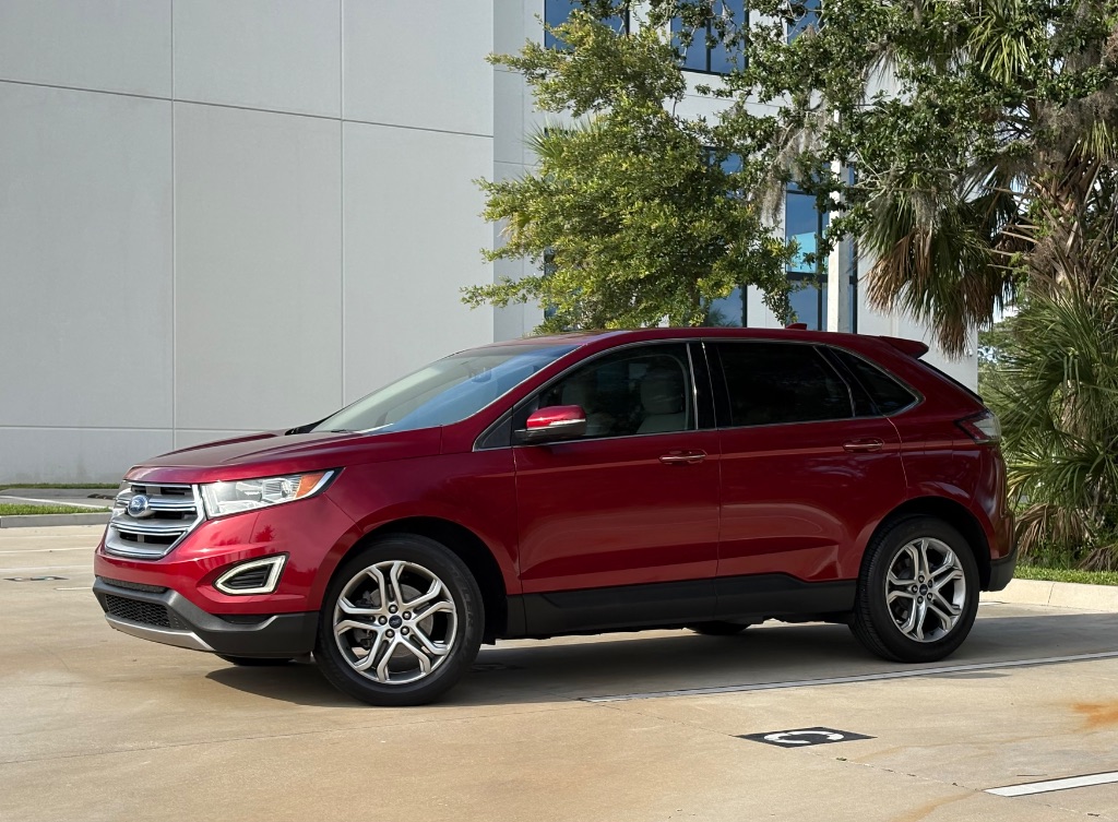 2016 Ford Edge - $10,995