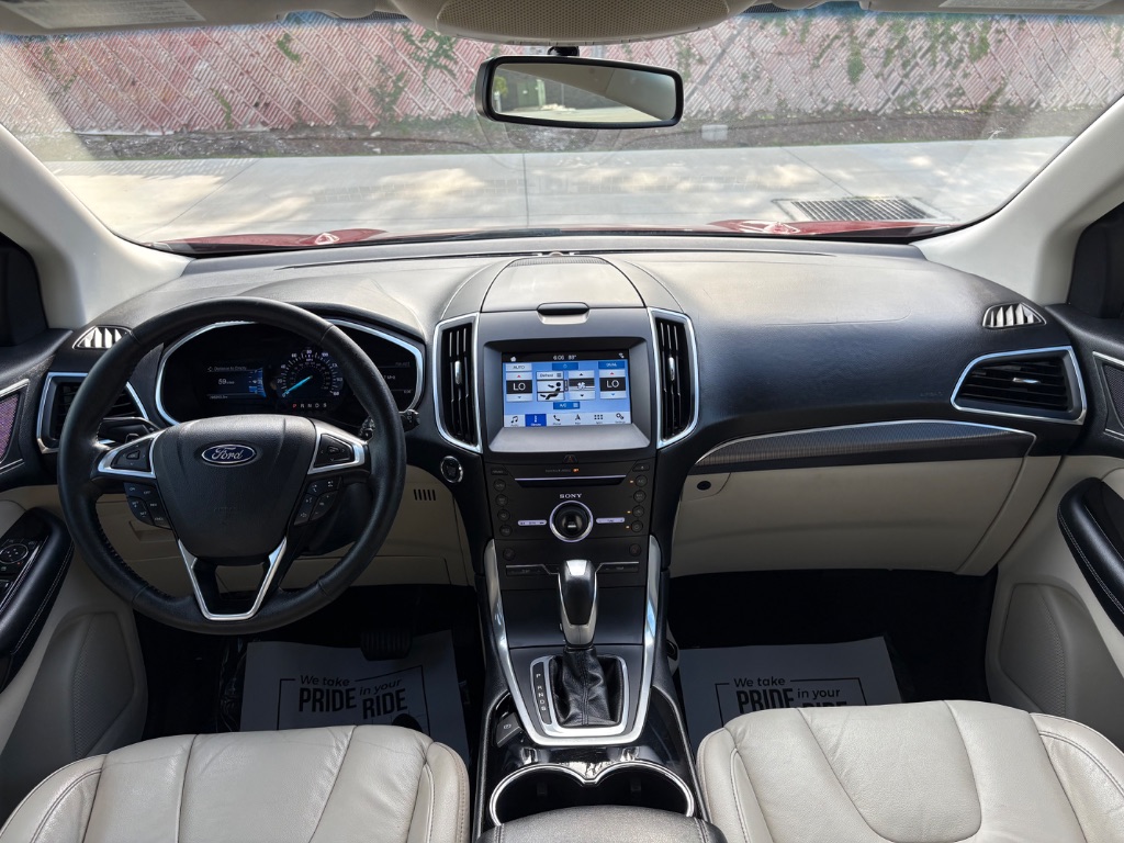 2016 Ford Edge - $10,995
