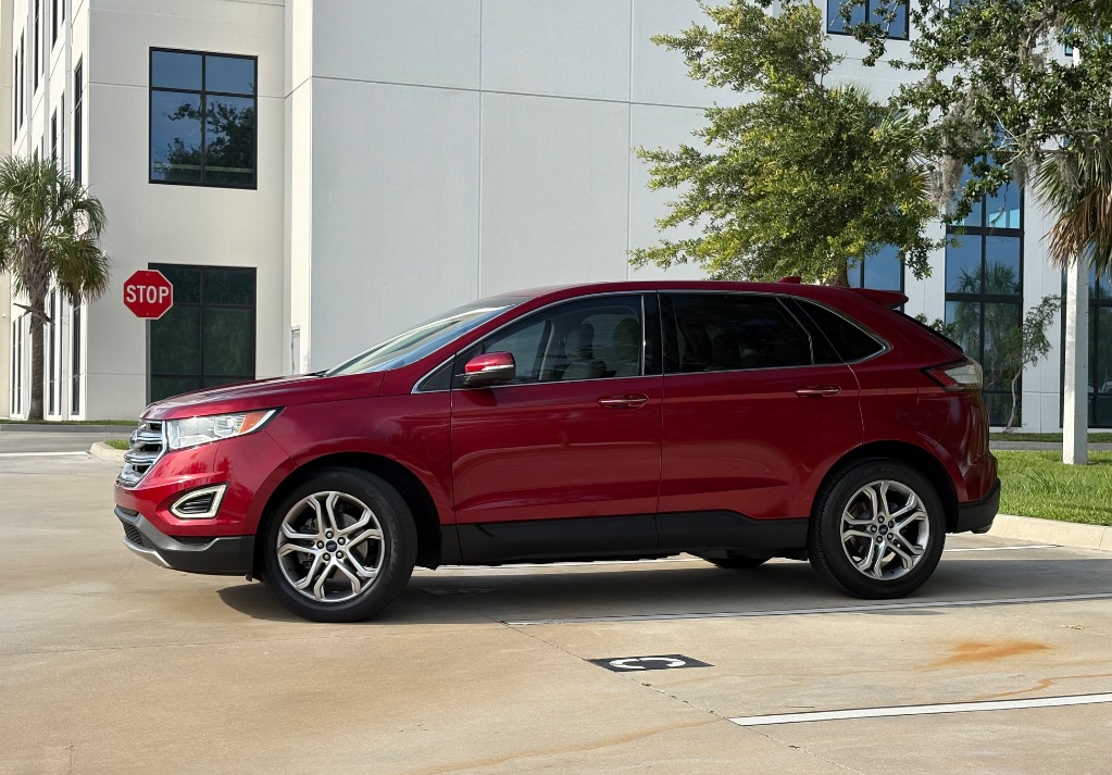 2016 Ford Edge - $10,995