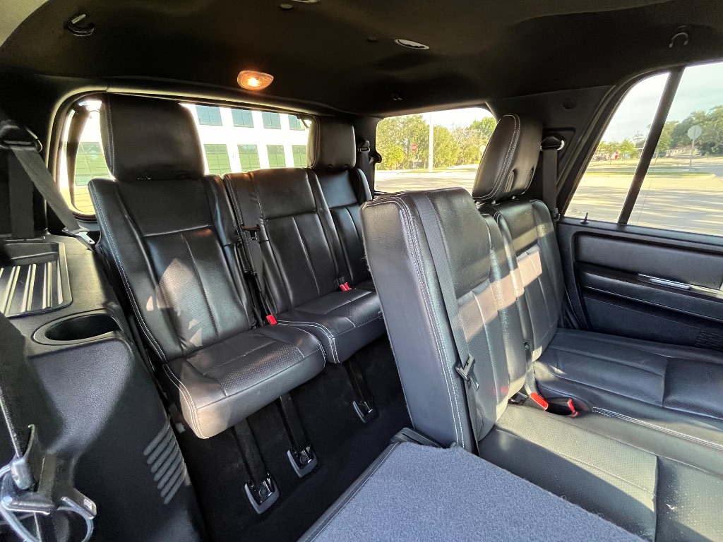 2016 Ford Expedition - $13,995
