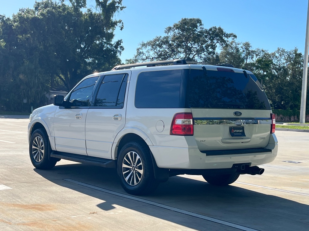2016 Ford Expedition - $13,995