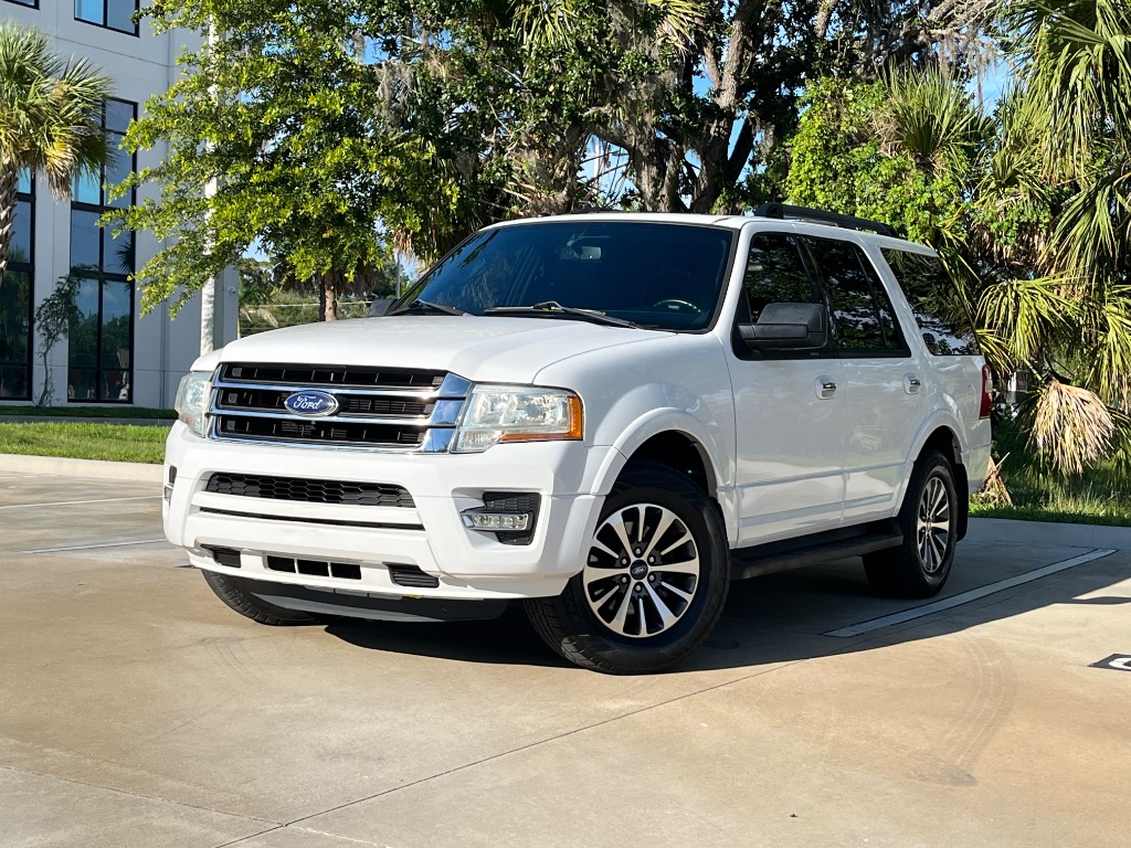 2016 Ford Expedition - $13,995