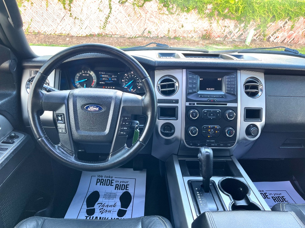 2016 Ford Expedition - $13,995