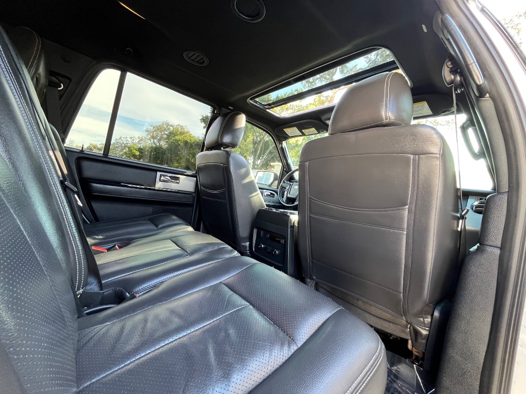 2016 Ford Expedition - $13,995