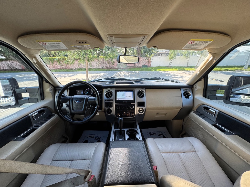 2016 Ford Expedition - $10,795