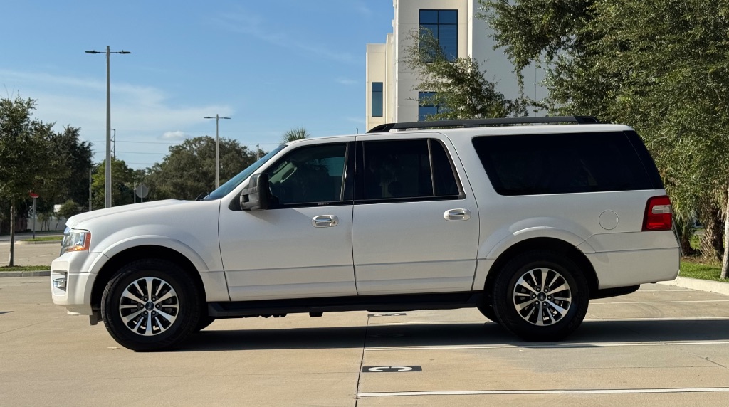 2016 Ford Expedition - $10,795