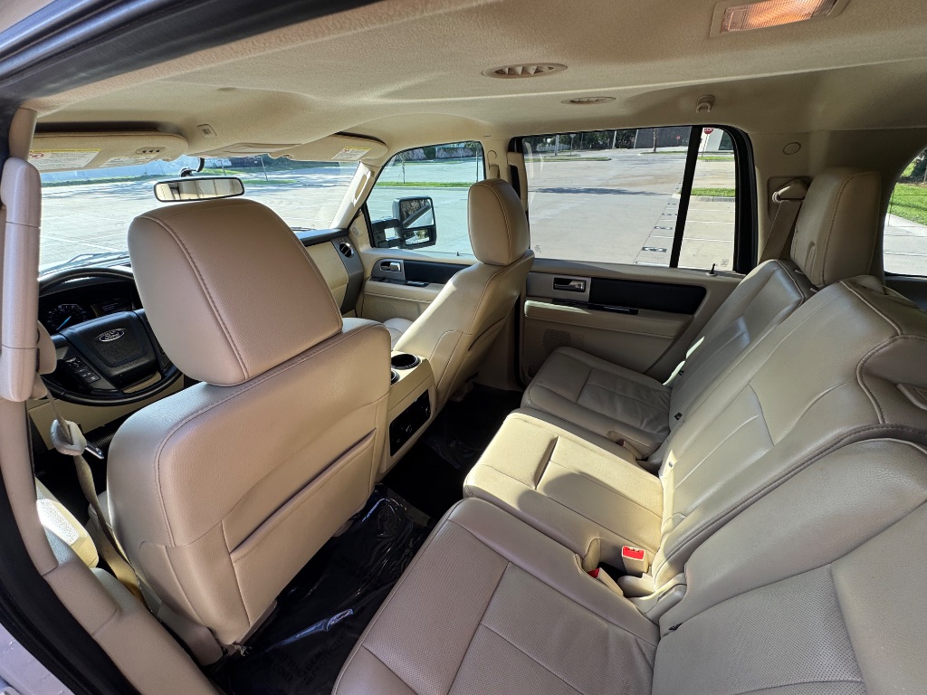 2016 Ford Expedition - $10,795