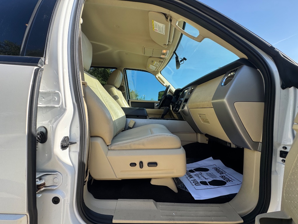 2016 Ford Expedition - $10,795