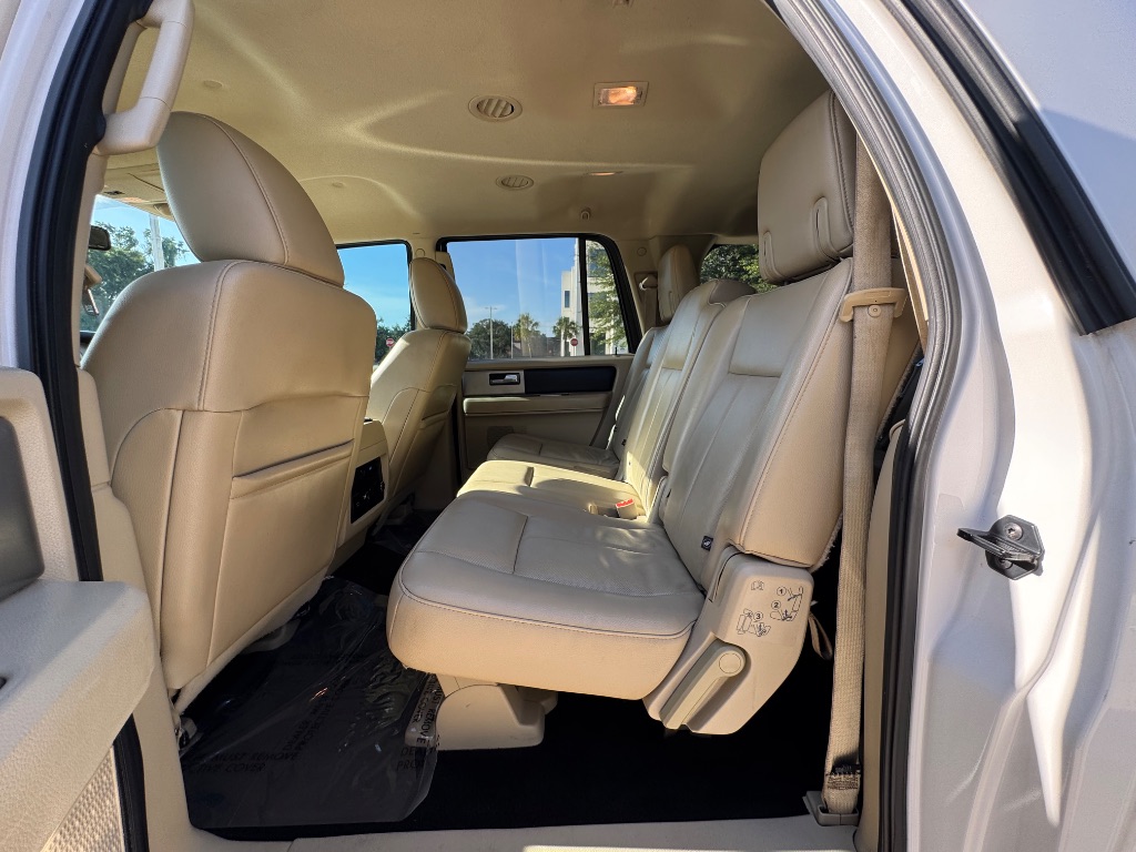 2016 Ford Expedition - $10,795