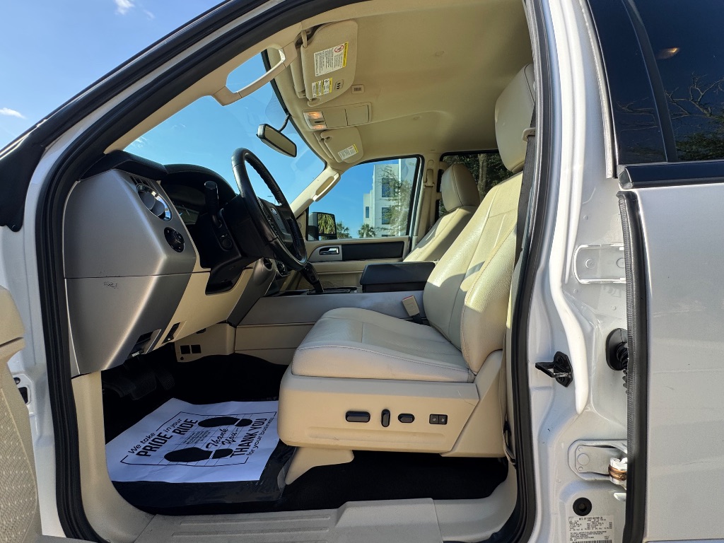 2016 Ford Expedition - $10,795