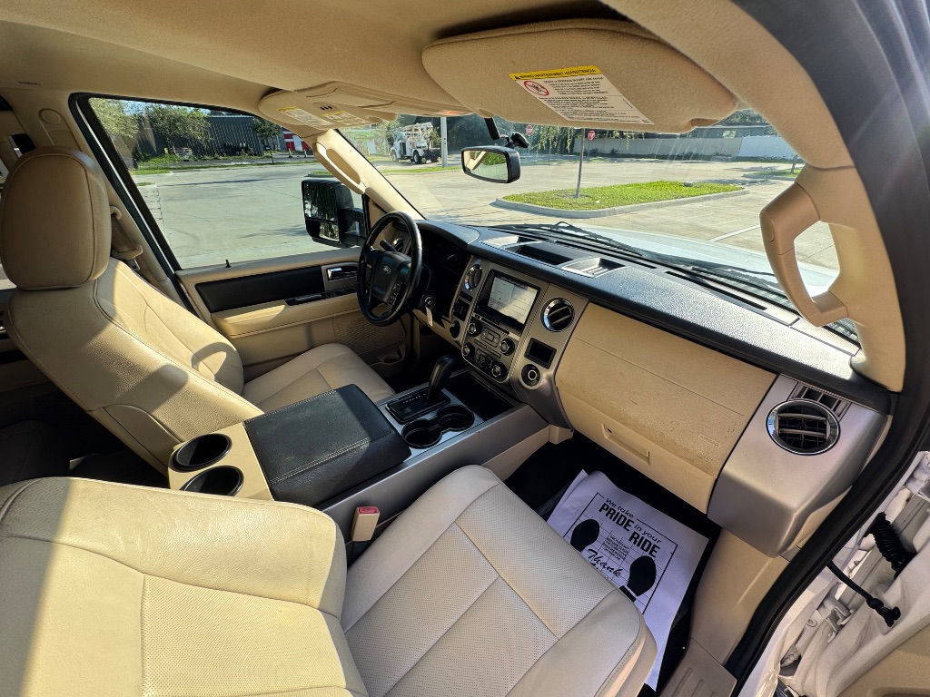 2016 Ford Expedition - $10,795