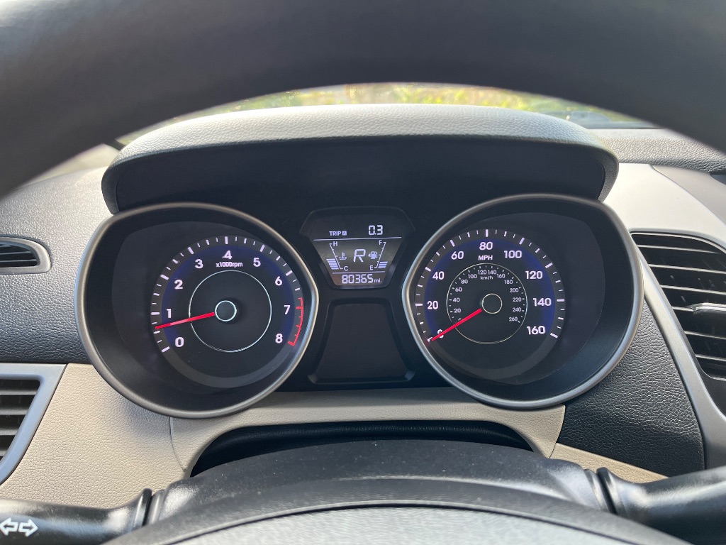 2016 Hyundai Elantra SE photo
