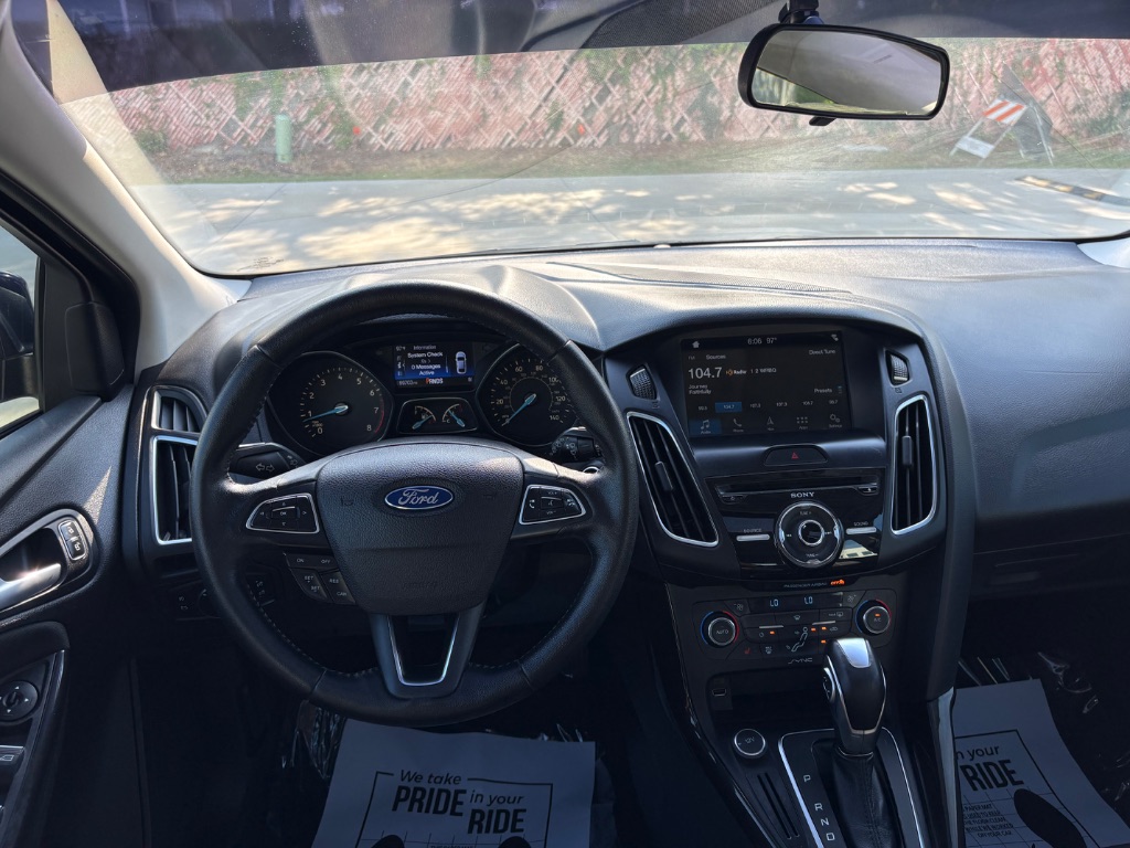 2016 Ford Focus - $6,995