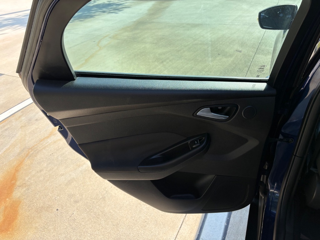 2016 Ford Focus - $6,995