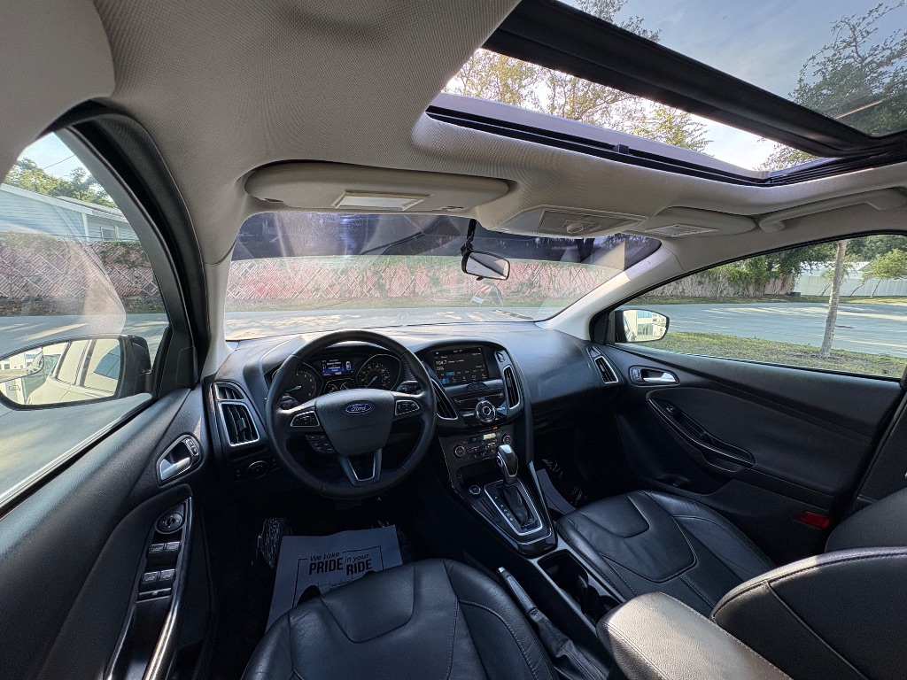 2016 Ford Focus - $6,995