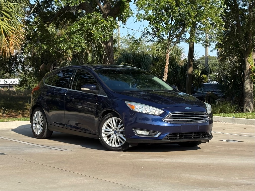 2016 Ford Focus - $6,995
