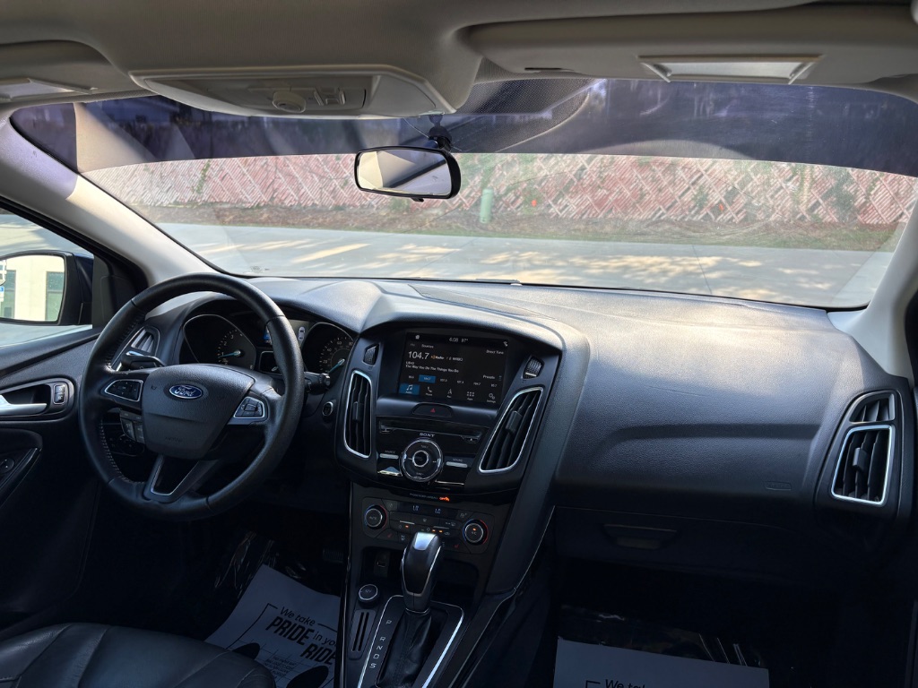 2016 Ford Focus - $6,995