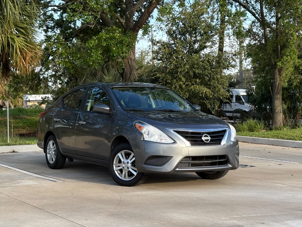 2016 Nissan Versa 1.6 SV