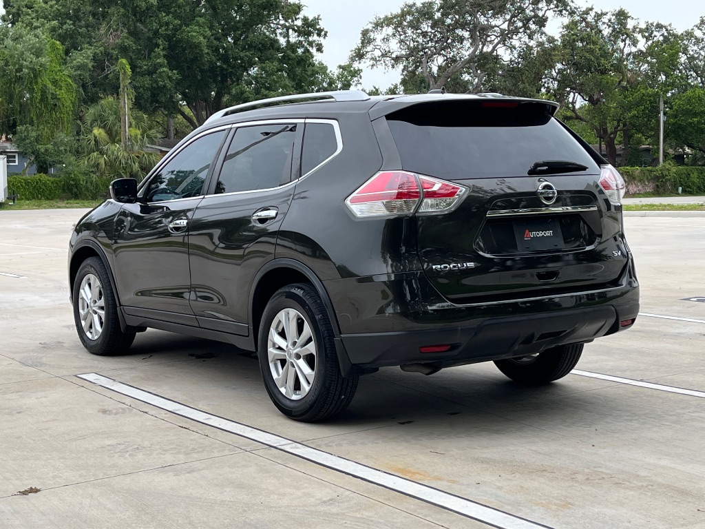 2016 Nissan Rogue - $9,295