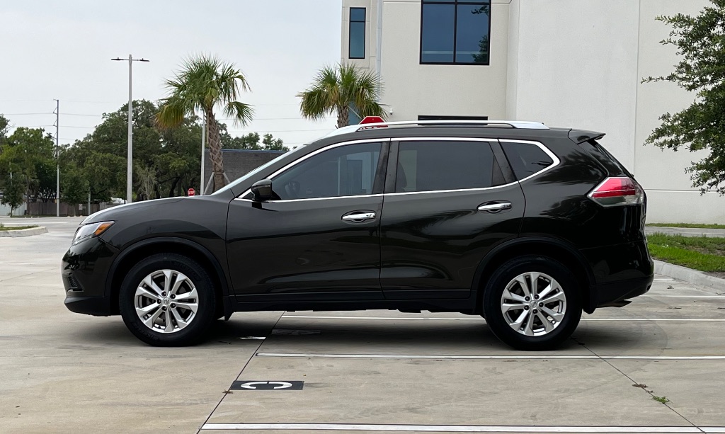 2016 Nissan Rogue - $9,295