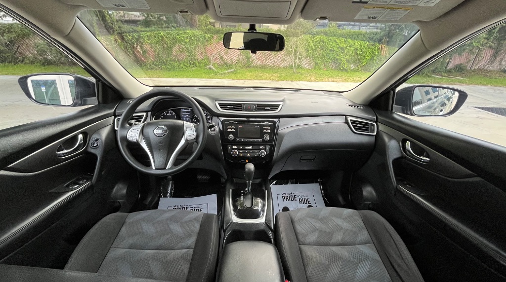 2016 Nissan Rogue - $9,295