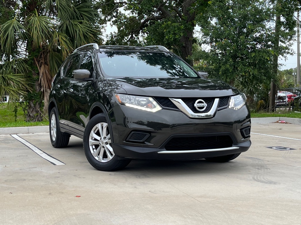 2016 Nissan Rogue - $9,295