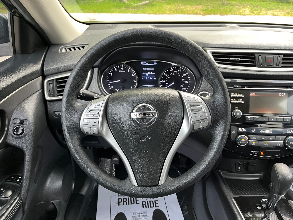 2016 Nissan Rogue - $9,295