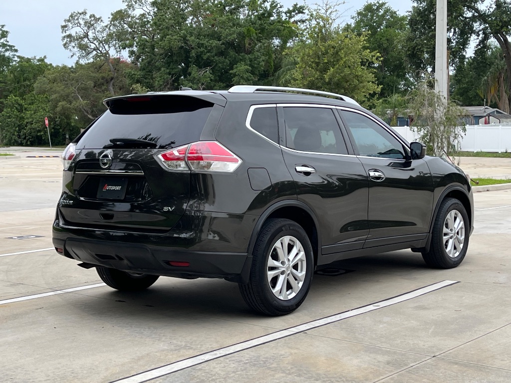 2016 Nissan Rogue - $9,295