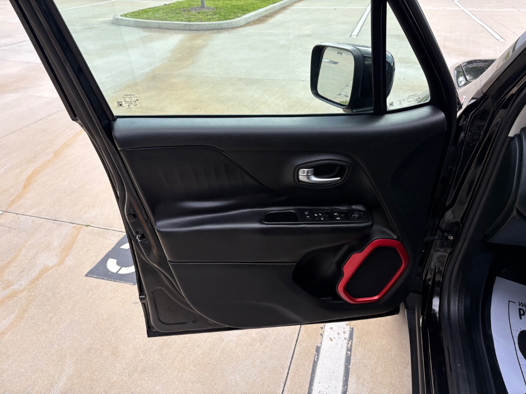 2016 Jeep Renegade - $10,645