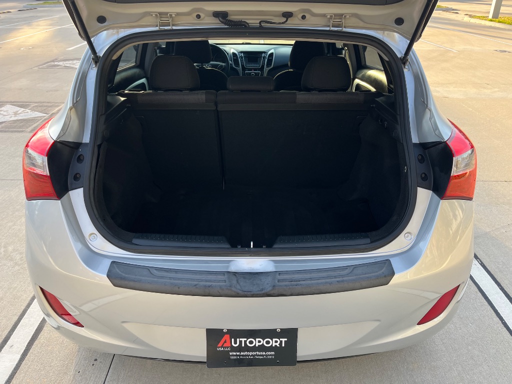 2016 Hyundai Elantra - $7,695