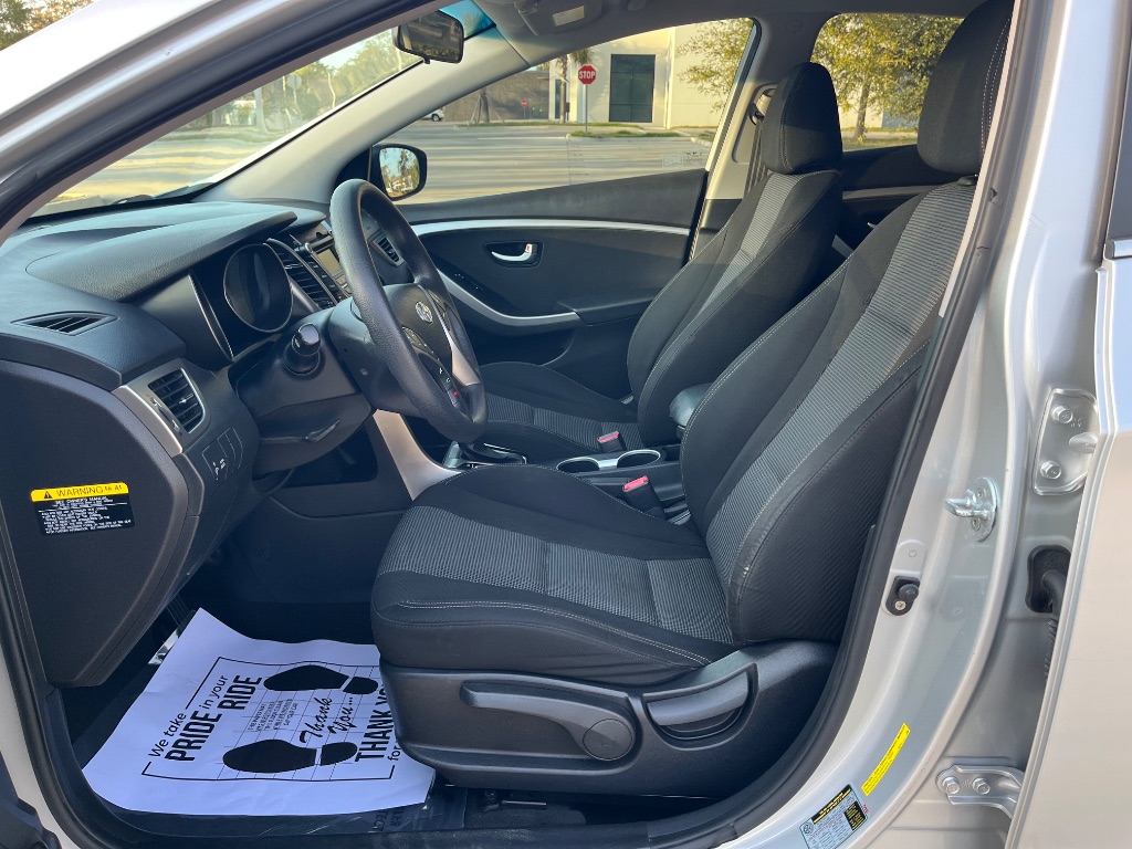 2016 Hyundai Elantra - $7,695