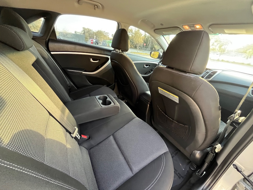 2016 Hyundai Elantra - $7,695