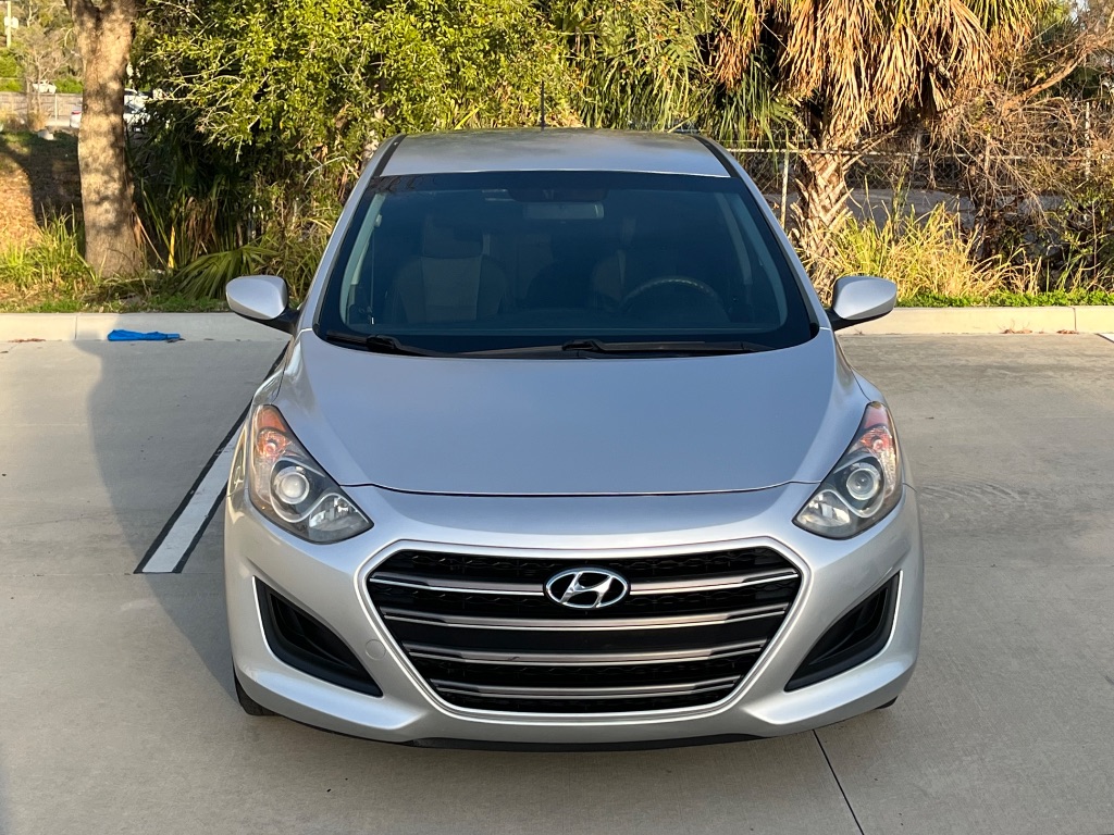 2016 Hyundai Elantra - $7,695