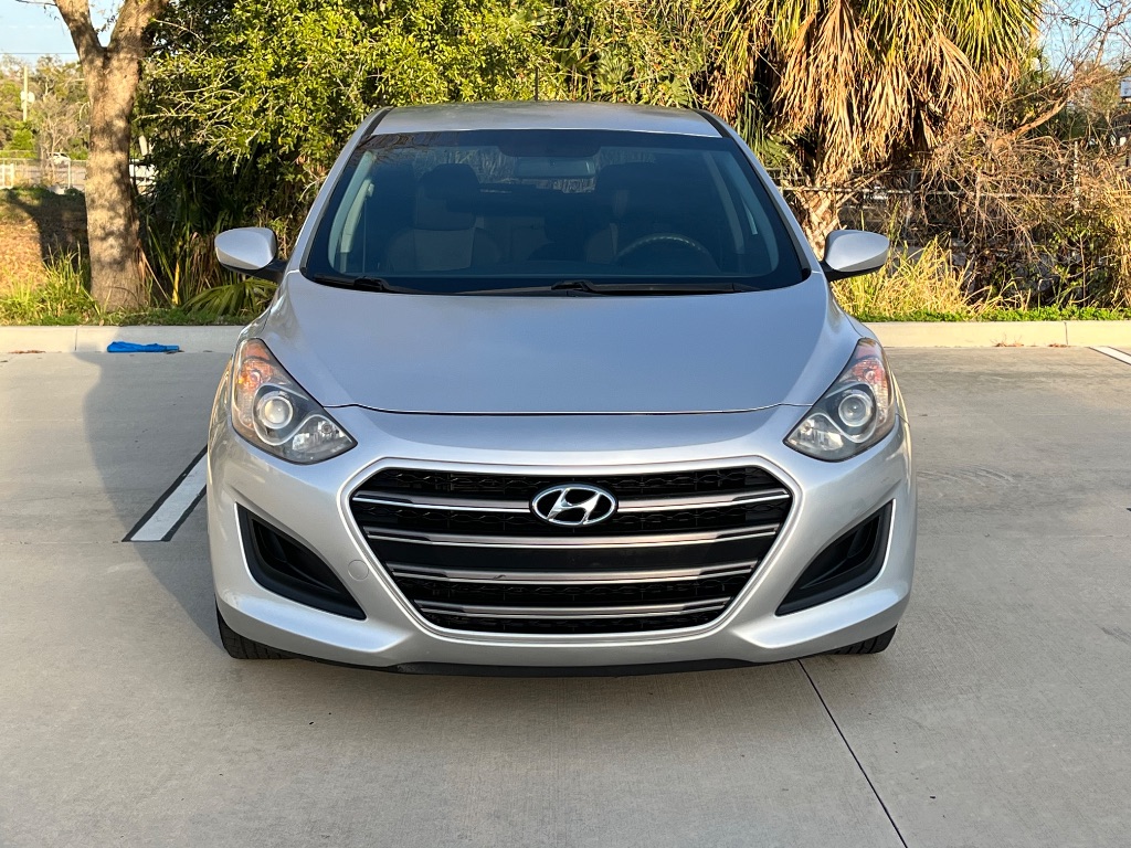2016 Hyundai Elantra - $7,695