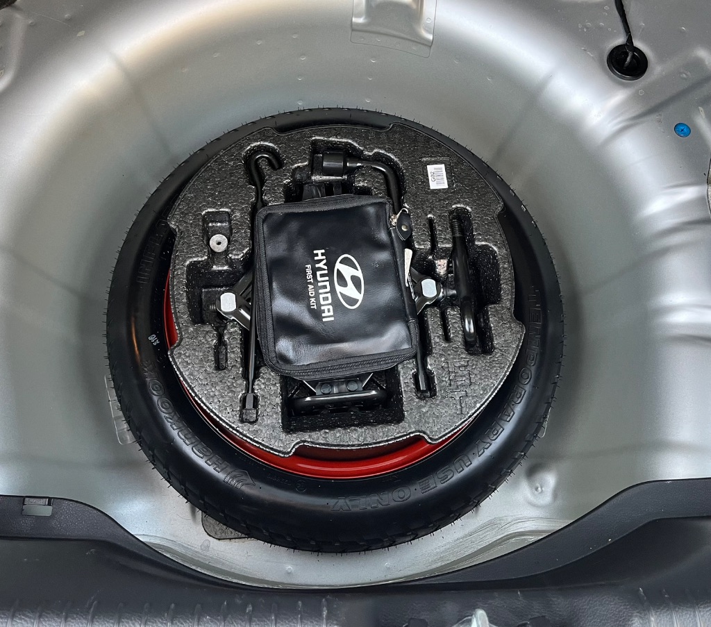 2016 Hyundai Elantra - $7,695