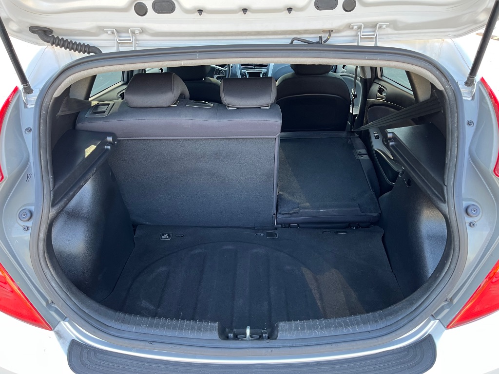 2016 Hyundai Accent SE photo