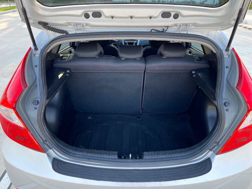 2016 Hyundai Accent SE photo
