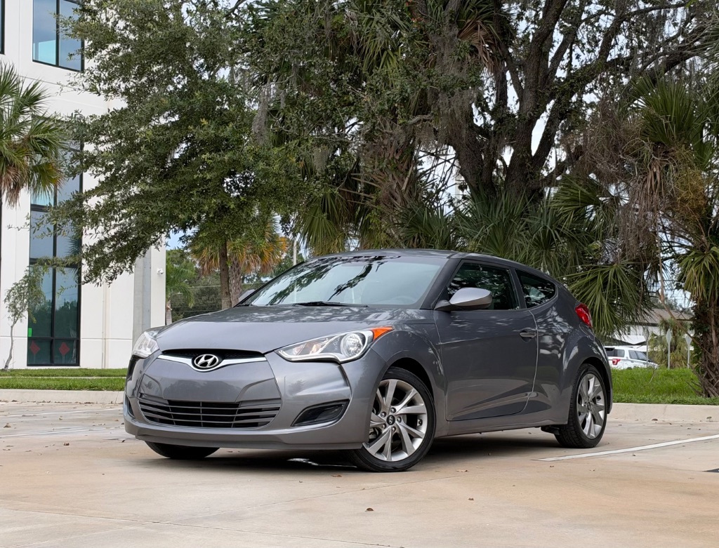 2016 Hyundai Veloster - $6,995